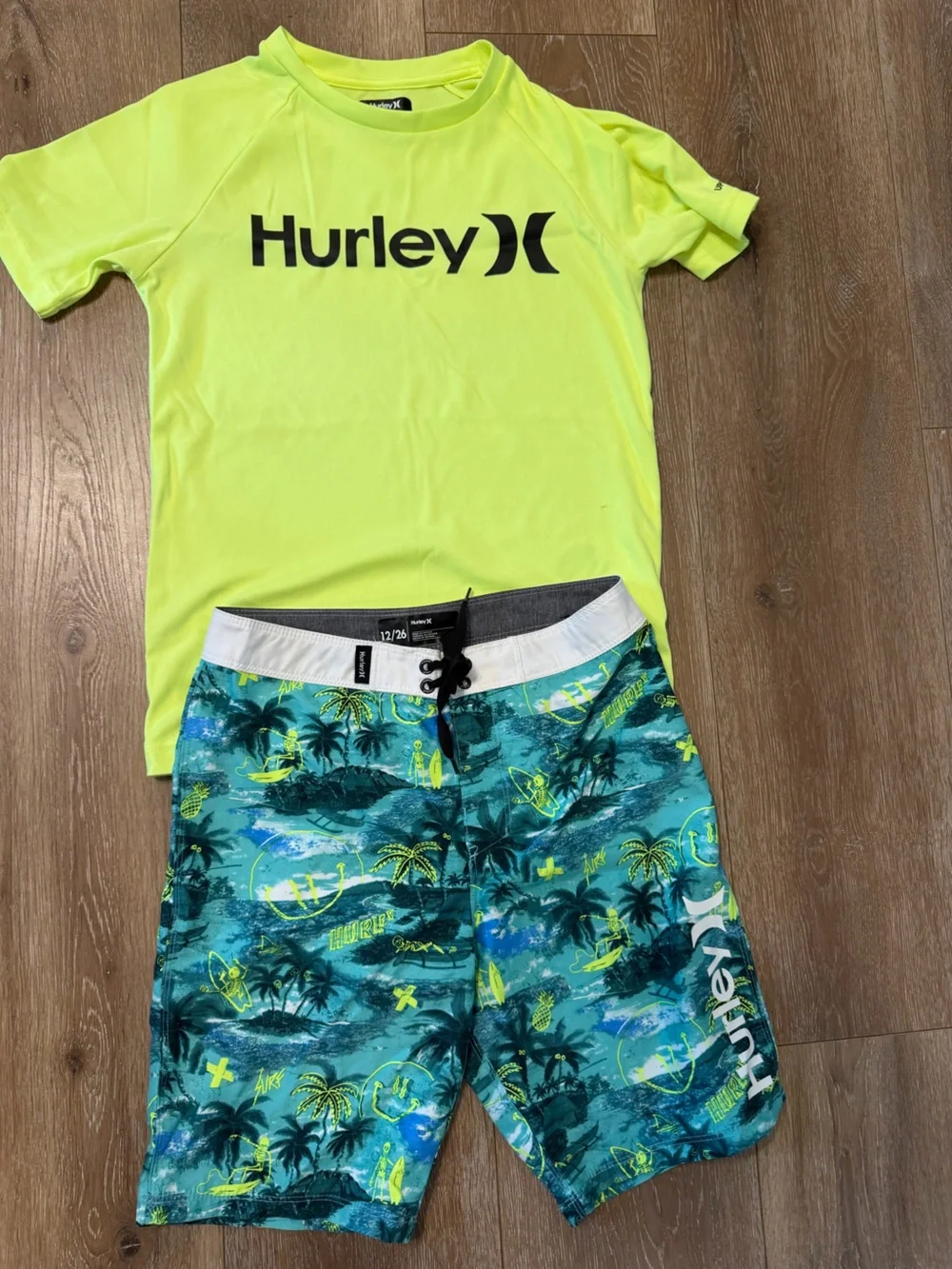 Hurley Teal Palm & Neon Yellow Boy’s Rash guard and swim trunks